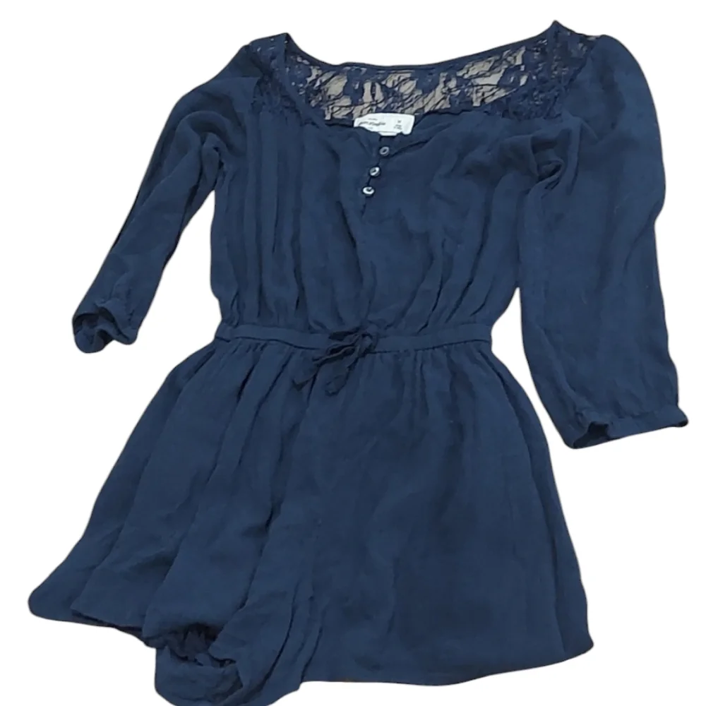Abercrombie Kids Navy Lace button Accent Romper size M - Picture 1 of 7